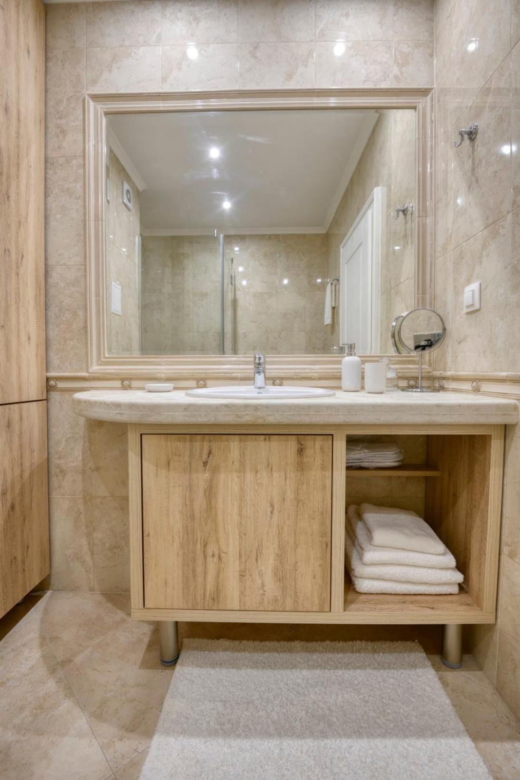 Apartment Grand Karavel Centre Варна Экстерьер фото
